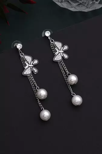 Silver color butterfly design anti tarnish earrings