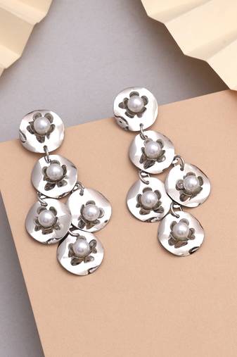 Silver color anti tarnish earrings