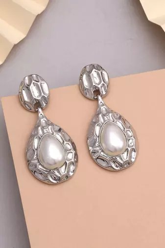 Silver color anti tarnish earrings