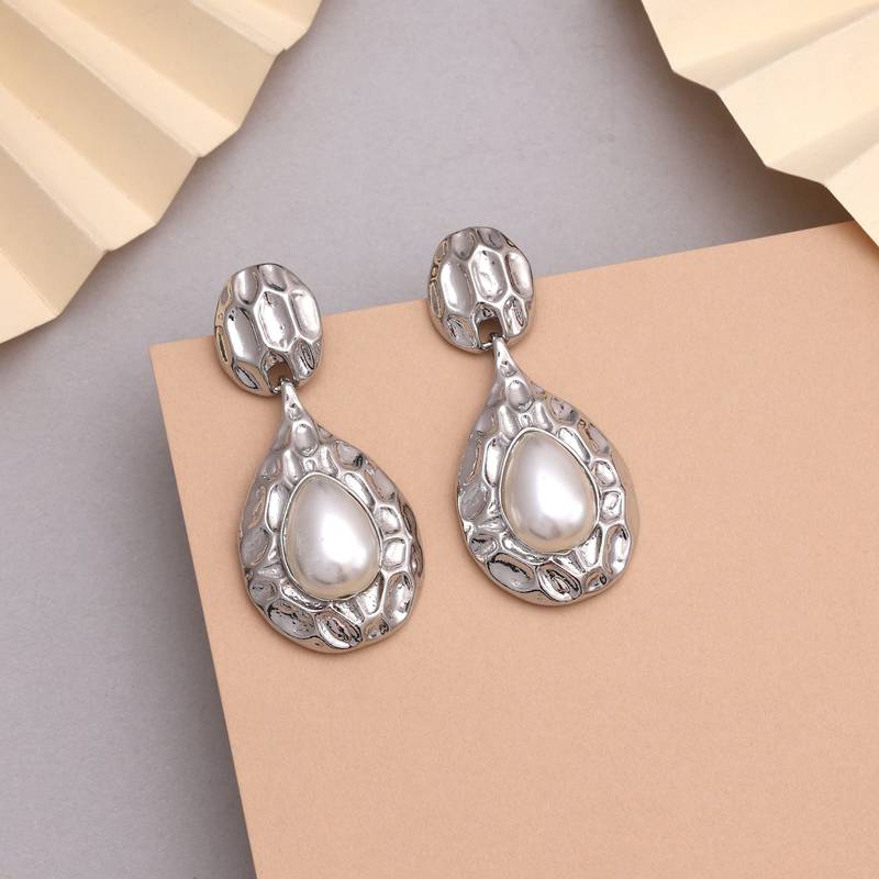 Silver color anti tarnish earrings