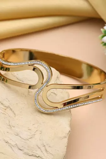 Gold color openable american diamond bracelet