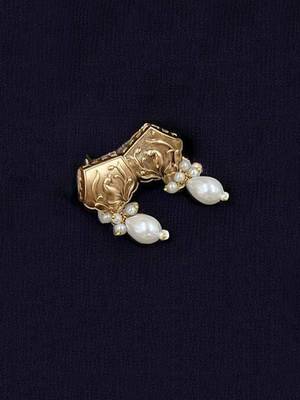 Antique gold-tone engraved necklace with pearl drops & matching earrings traditional gold finish jewelry by treemoda 3