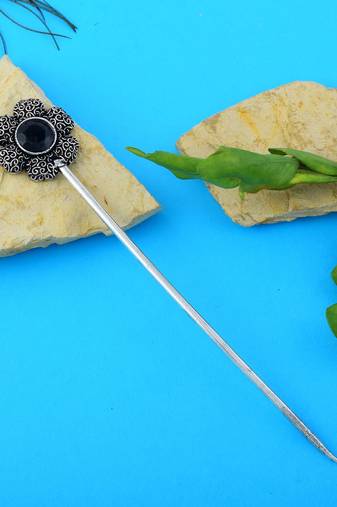 Black color oxidised hair pin