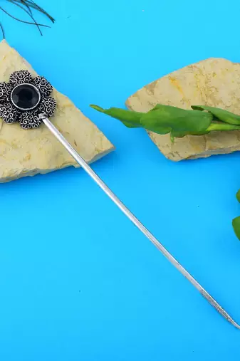 Black color oxidised hair pin