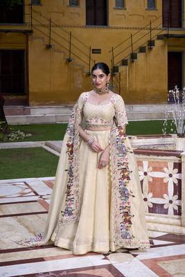 Raspberry Radiance Sequined & Thread Embroidered Chaniya Choli with Lace Detailing 6