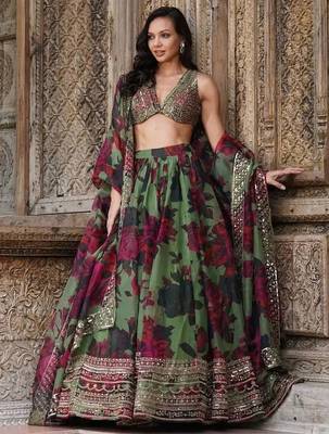 tantalizing green floral printed organza mehendi lehenga set choli with dupatta 4