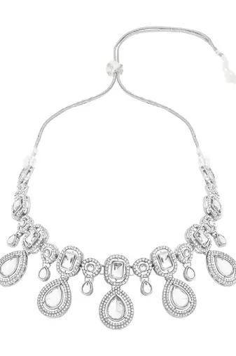 Traditional kundan & stone choker necklace jewellery with earrings & maang tikka set for women/girls (silver)