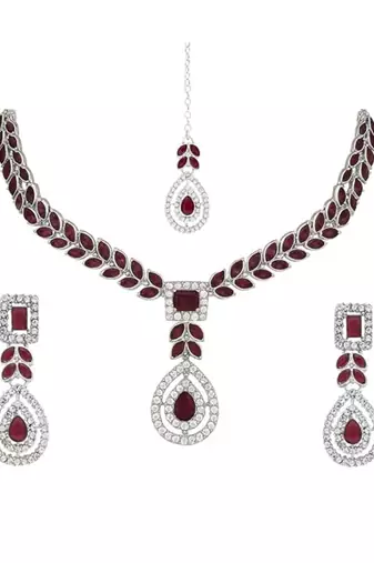 Silver plated elegant leaf motif necklace set with earrings & maang tika for women (ij402zwi)