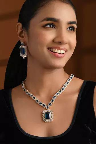 Gold plated classic square motif necklace set with earrings for women (ij404mo)