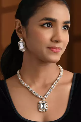 Gold plated classic square motif necklace set with earrings for women (ij404w)