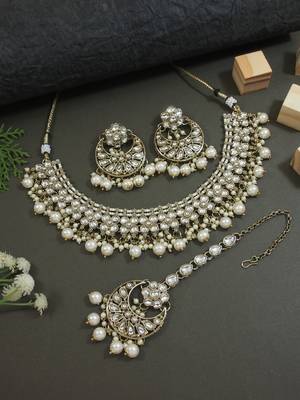 Gold plated traditional floral kundan pearl choker necklace jewelry earrings & maang tikka set for women (white) 1