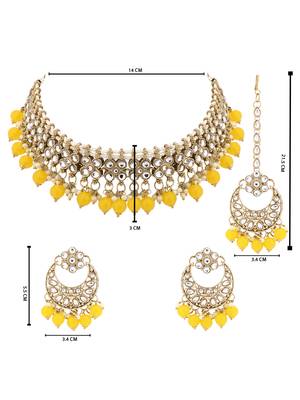 Gold plated traditional floral kundan pearl choker necklace jewelry earrings & maang tikka set for women (yellow) 5