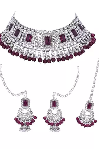 Silver plated traditional kundan & pearl bridal choker necklace jewellery set with earrings & maang tikka for women