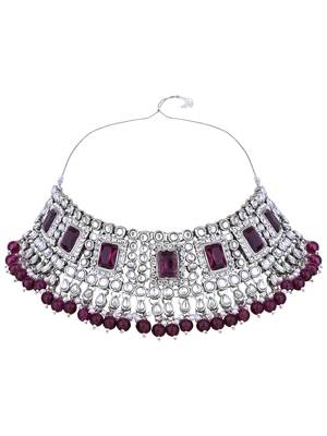 Silver plated traditional kundan & pearl bridal choker necklace jewellery set with earrings & maang tikka for women 3