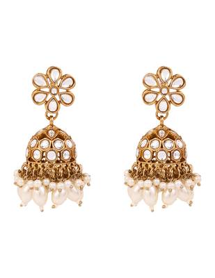 Gold plated traditional kundan pearl choker necklace with earrings & maang tikka for women (k7307w) 4