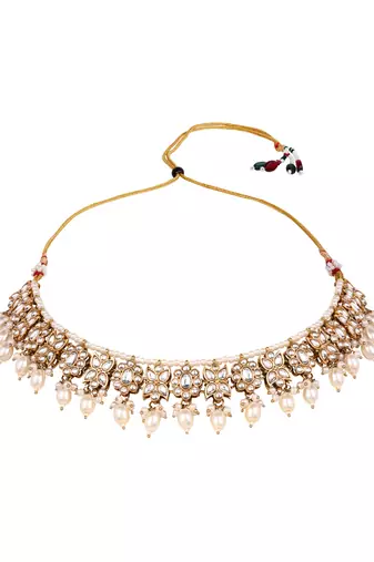 Gold plated traditional kundan pearl choker necklace with earrings & maang tikka for women (k7308w)