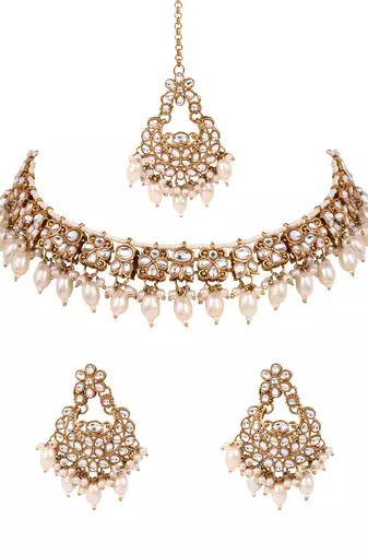 Gold plated traditional kundan pearl choker necklace with earrings & maang tikka jewellery set for women (k7309w)
