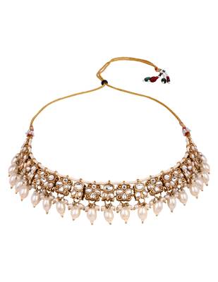 Gold plated traditional kundan pearl choker necklace with earrings & maang tikka jewellery set for women (k7309w) 3