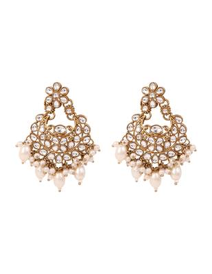 Gold plated traditional kundan pearl choker necklace with earrings & maang tikka jewellery set for women (k7309w) 4
