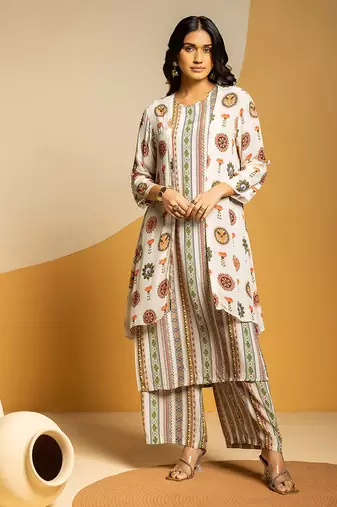Off white floral printed crepe kurta set
