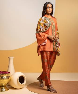 Rust floral printed silk kurta set 1