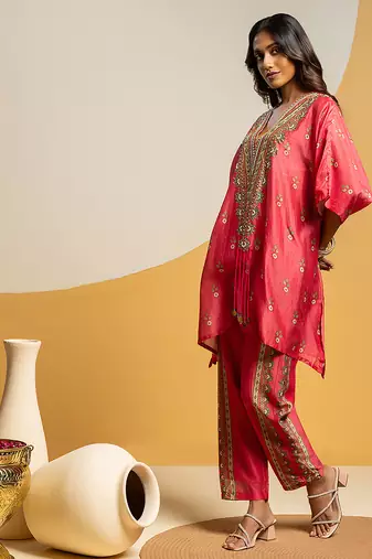 Pink embroidered chanderi kurta set