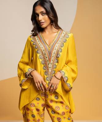 Yellow embroidered chanderi kurta set 3