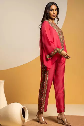 Pink embroidered chanderi kurta set