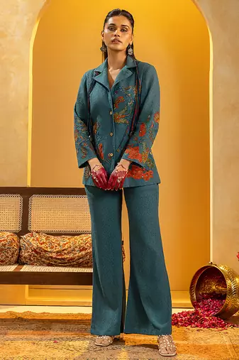 Blue embroidered cotton co ord set