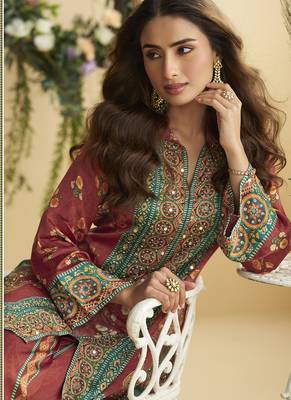 Maroon crepe silk emblissed mirror work designer cord set 3