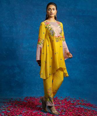 Yellow embroidered cotton kurta set 2