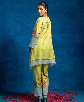 Yellow embroidered silk kurta set 3