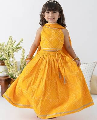 Yellow plain cotton lehenga 1