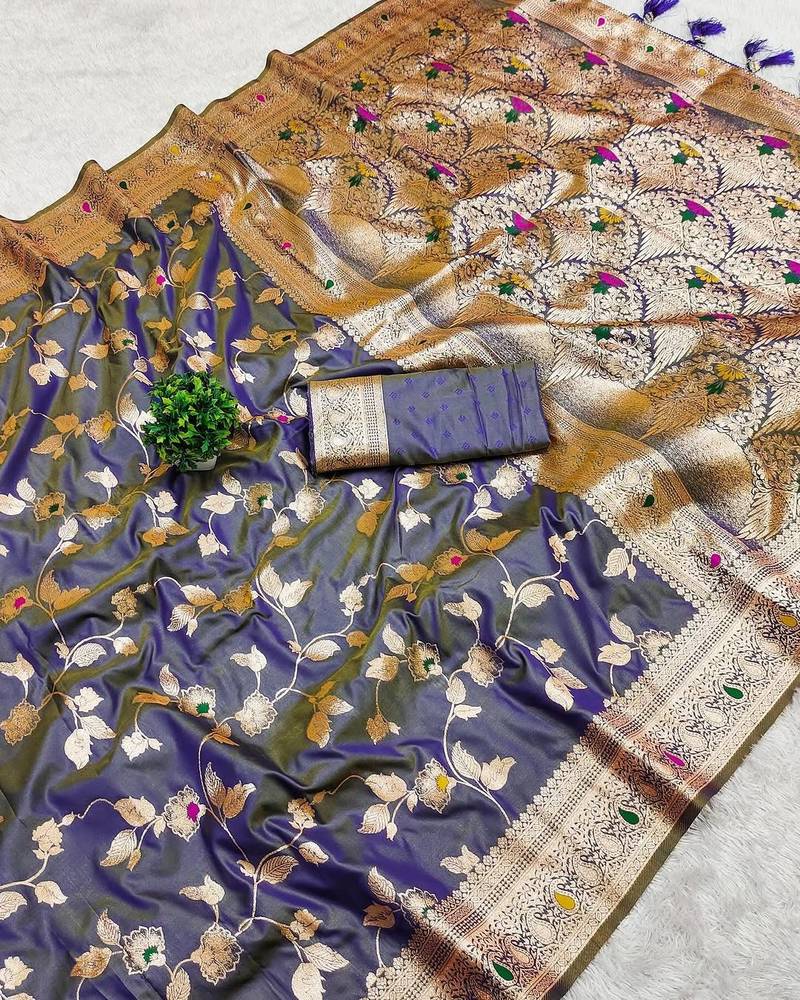 lavendor zari woven art silk saree with blouse