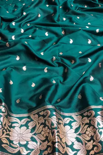 rama art silk blend zari woven saree with blouse