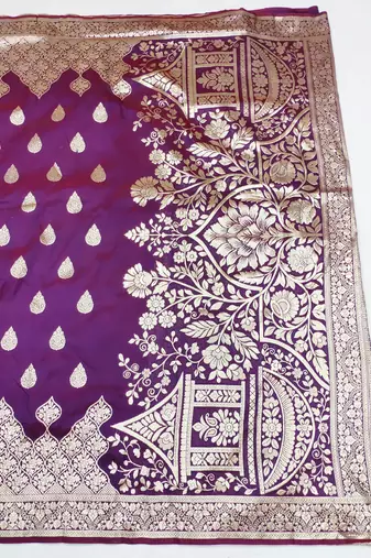 wine art silk blend zari woven saree with blouse