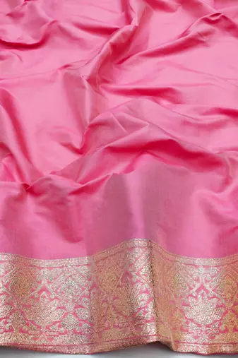 gajri pink zari woven art silk blend saree with blouse