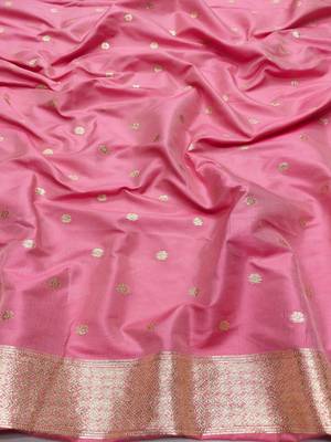 gajri art silk blend zari woven saree with blouse 3