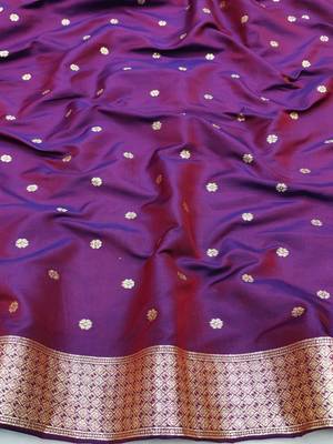wine art silk zari woven saree with blouse 3