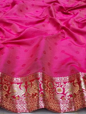 light green zari woven art silk blend bridal style premium saree with blouse 2