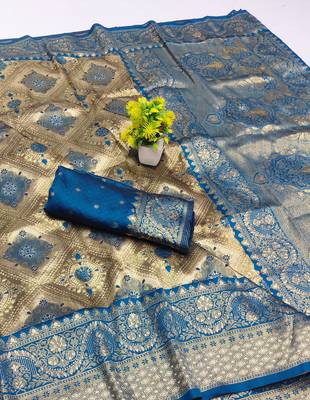 light beige zari woven kanjivaram silk blend saree with blouse 2