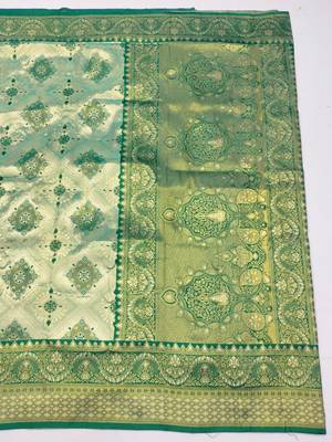 light silvery green zari woven kanjivaram silk blend saree with blouse 4