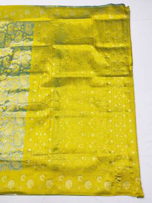 lemon zari woven kanjivaram silk blend saree with blouse 3