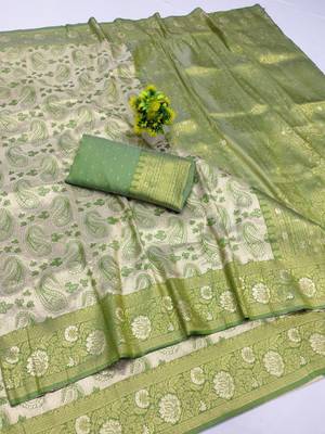 light silvery green zari woven kanjivaram silk blend saree with blouse 1