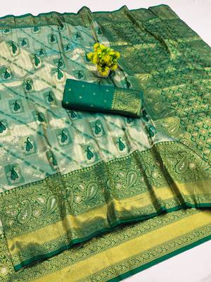 light silvery green zari woven kanjivaram silk blend saree with blouse 1