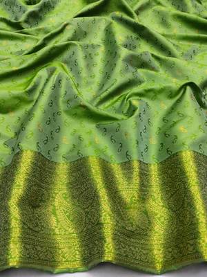 light silvery green zari woven kanjivaram silk blend saree with blouse 2
