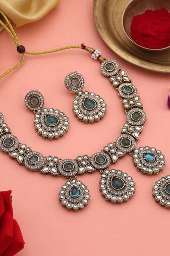 Light green color kundan necklace set