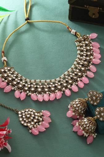Pink color kundan necklace set