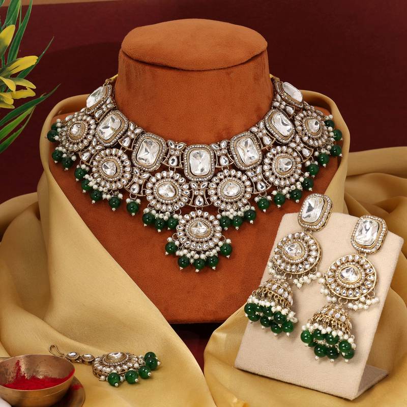 Green color kundan necklace set