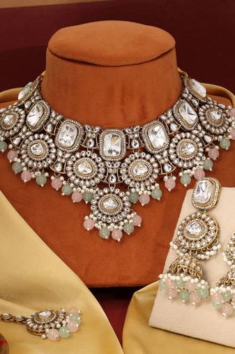 Pista green & pink color kundan necklace set